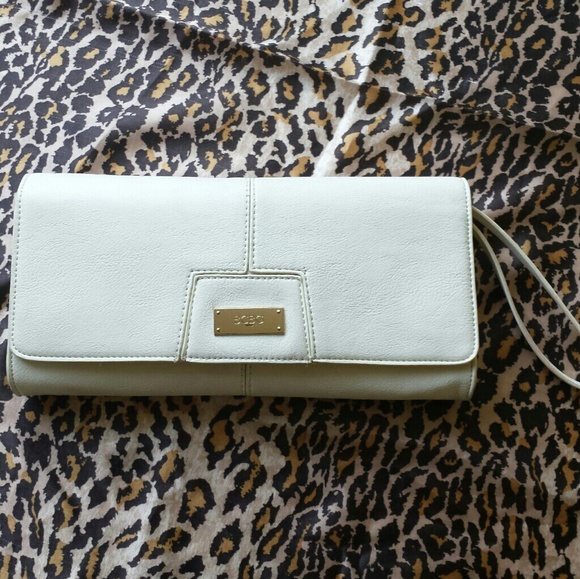 BCBG Handbags - BCBG white clutch wristlet